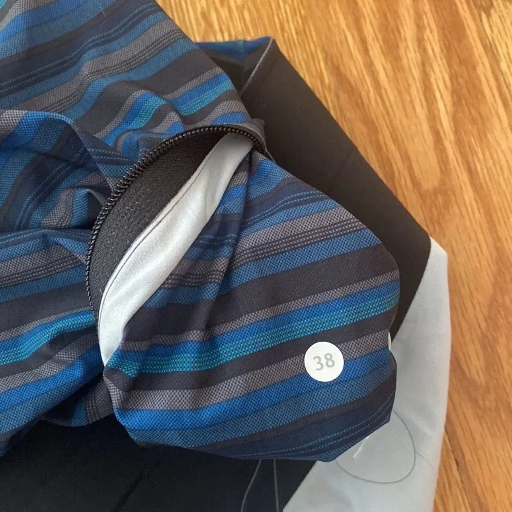 Lululemon swim trunks board shorts size 38 Blue Black Gray tie front EUC